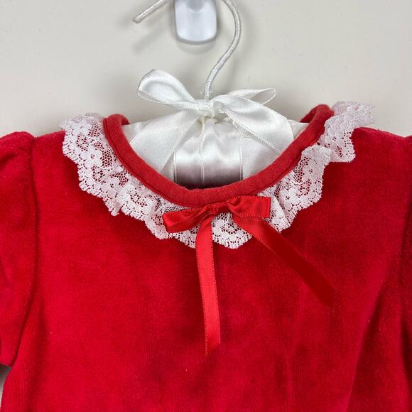 Vintage Carter's Red Velvet Footie 6 Months USA - Picture 2 of 8